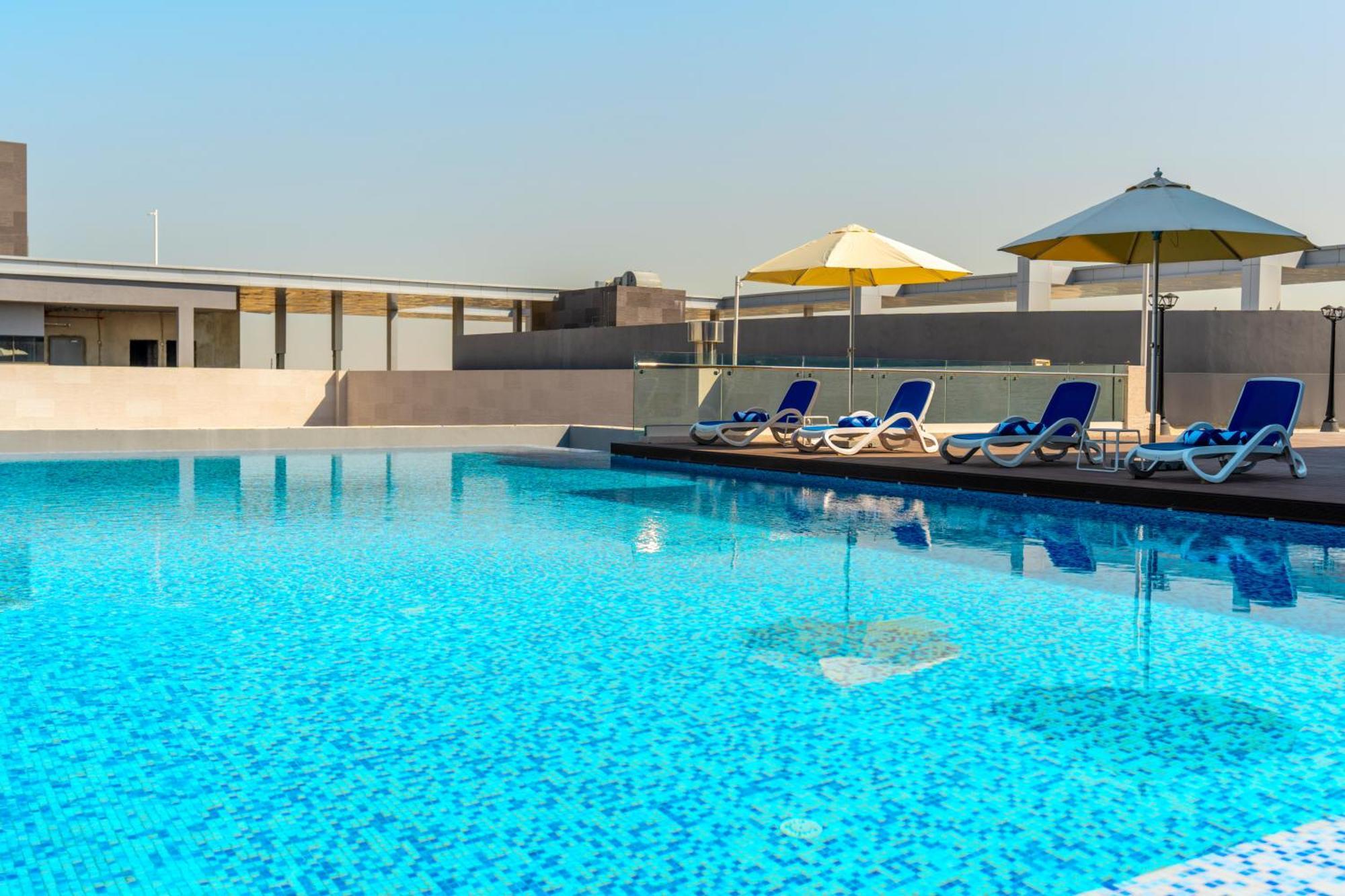 West Walk Retaj Hotel Al Rayyan エクステリア 写真