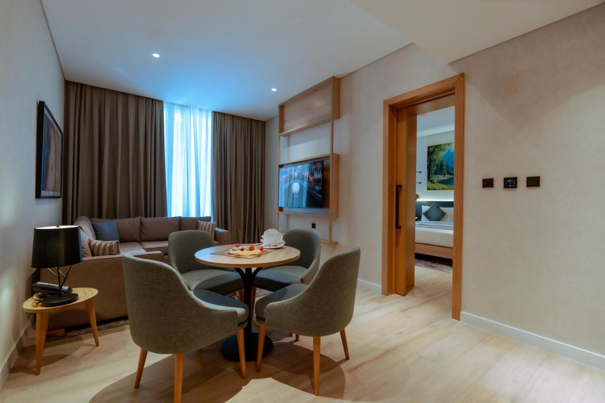 West Walk Retaj Hotel Al Rayyan エクステリア 写真